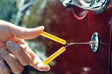 Community Locksmith Store Tucson, AZ 520-226-3837 - broken-key-extraction